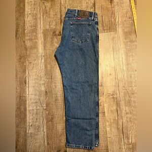Wrangler Men’s Jeans 40x30 Classic Straight Leg Medium Wash
